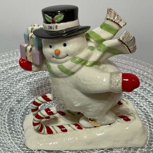 Lenox 2018 Snowman Figurine NWT